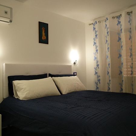 Sedil Dominova Apartment Sorrento Buitenkant foto